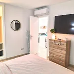 Modern In Costa Adeje With Shared Pool Appartement Playa Feñabe