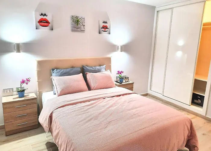 Modern In Costa Adeje With Shared Pool *