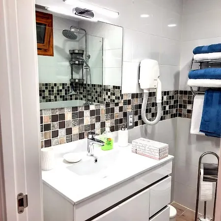 Modern In Costa Adeje With Shared Pool *