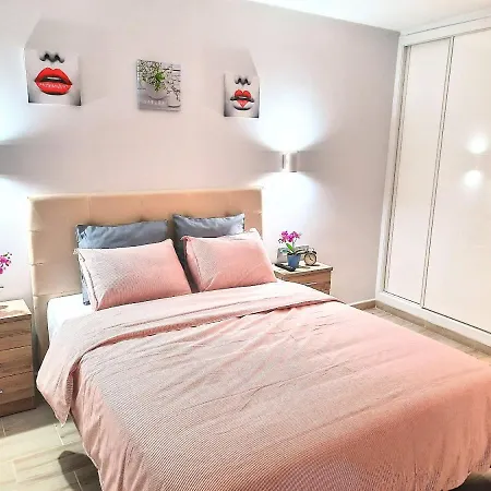 Modern In Costa Adeje With Shared Pool *